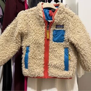 Patagonia Infant Cream Fleece with Blue Lining